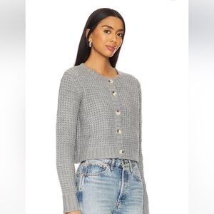 Alfie Cardigan in Heather Grey
MORE TO COME
New with tags 
Size small